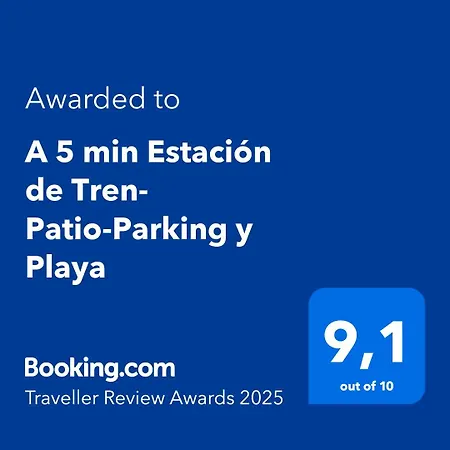 A 5 Min Estacion De Tren- Patio-parking Y Playa Appartamento