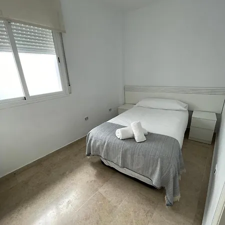 A 5 Min Estacion De Tren- Patio-parking Y Playa Malaga
